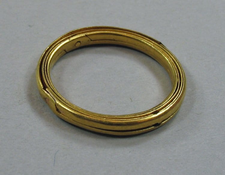 17th-century foldable ring
