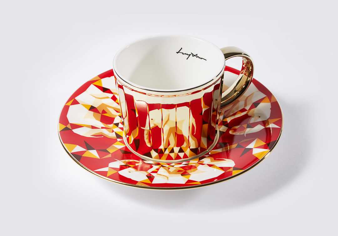 Luycho Red Elephant Mirror Cup