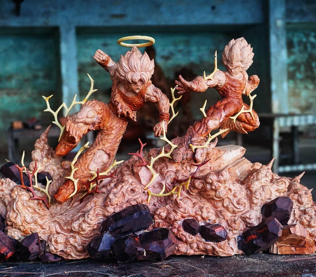 Goku vs Vegeta wood carving