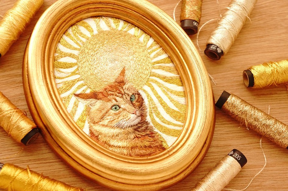 Cat by Kris Machiya