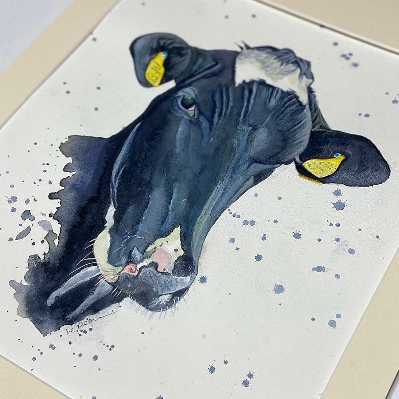 ARI by Lynsey Artist