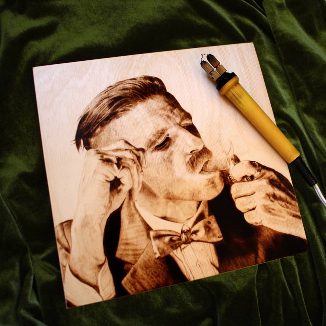 Celebrity Sculpture by Zmaja Pyroart