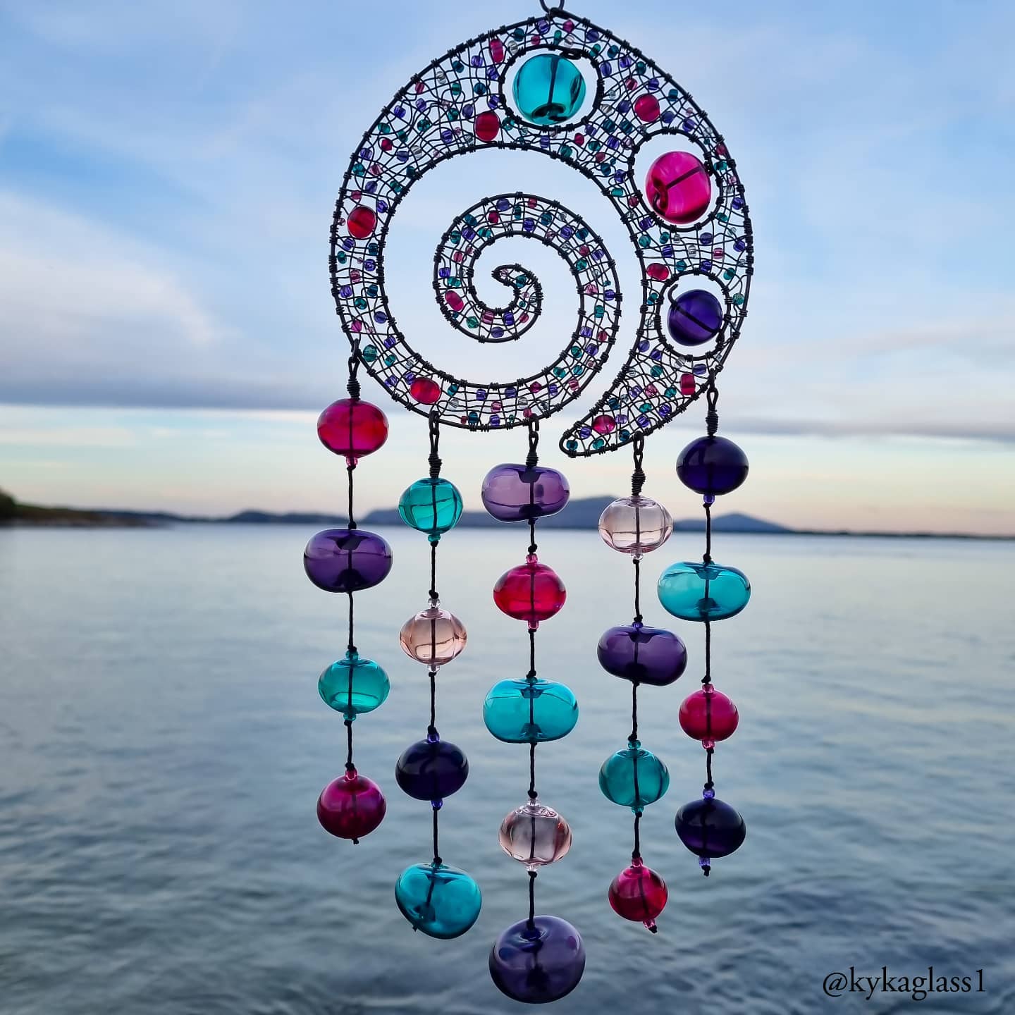 Lampworking Glass bead by Kristyna Pohlreich