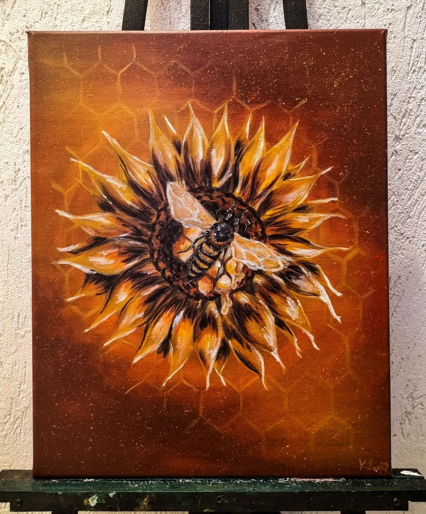 Honey bee by Kollar Simion