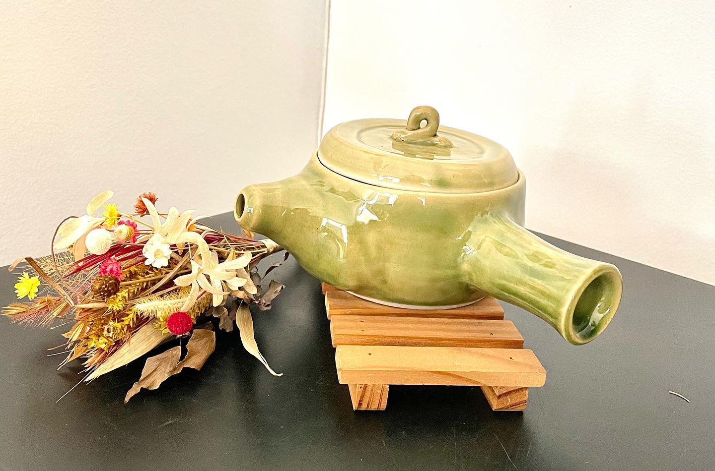 Kettle Decorative Art by Tatiana Onishi